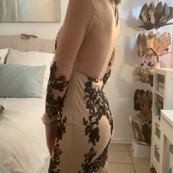 Beautiful sheer sleeve cocktail dress - Picture 4 of 6